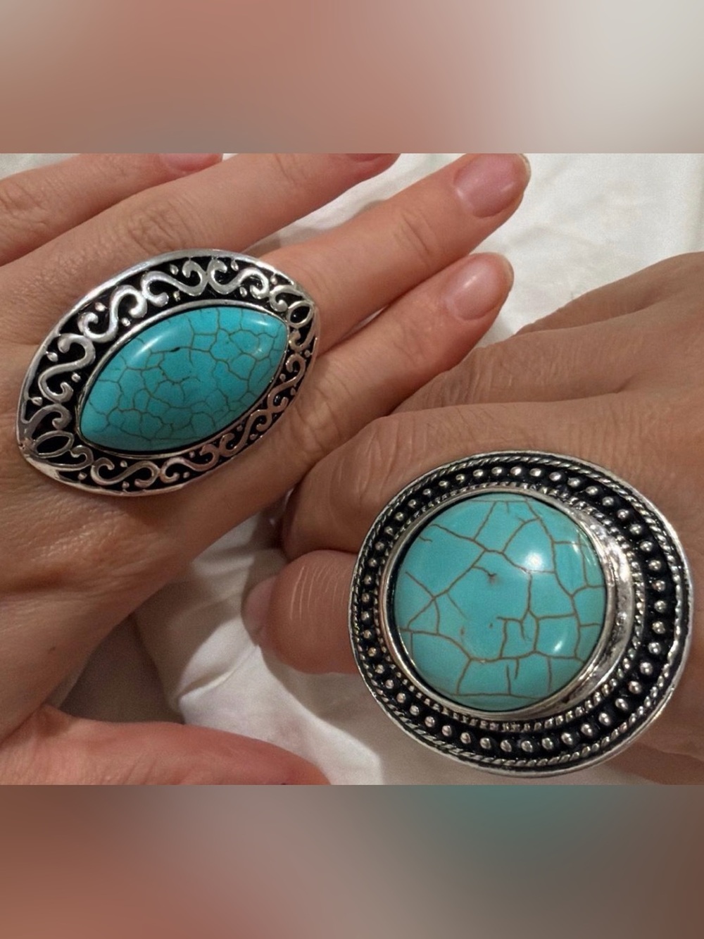Silver turquoise ring set of 2 w/ elastic band